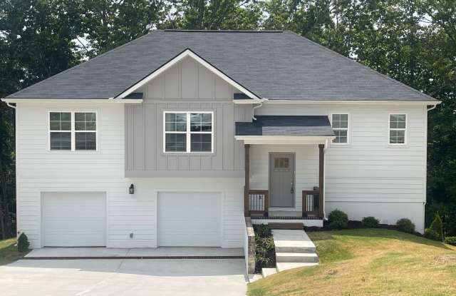 Photo of Rental in Ooltewah - 3 Bedrooms + Finished Basement