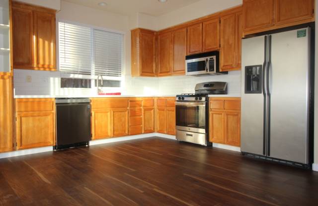 Photo of Spacious Home in SW Santa Rosa