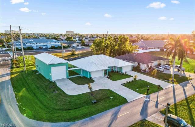 1138 SW 47th Terrace