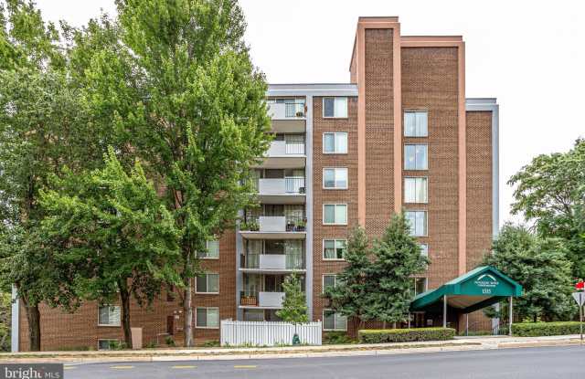 1515 S ARLINGTON RIDGE ROAD