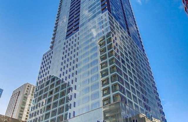 25th West facing luxury unit located top of Hyatt Hotel!