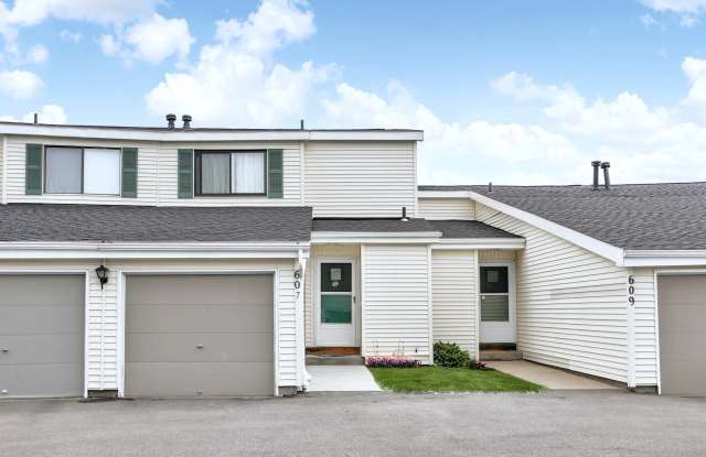 Photo of Woodgate Place Apartments