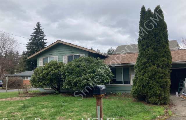 3824 Southeast 154th Avenue - 3824 Southeast 154th Avenue, Portland, OR 97236