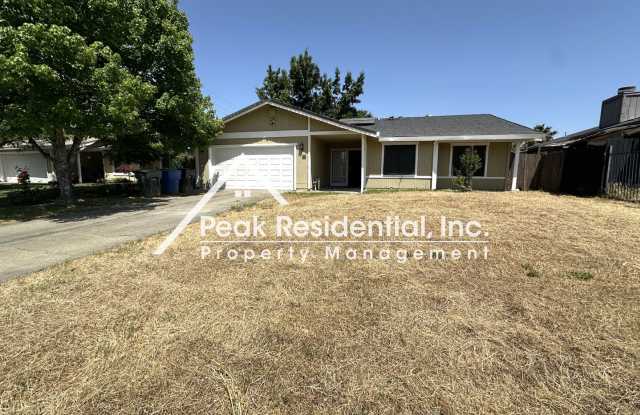 Spacious 3bd/2ba House with 2 Car Garage