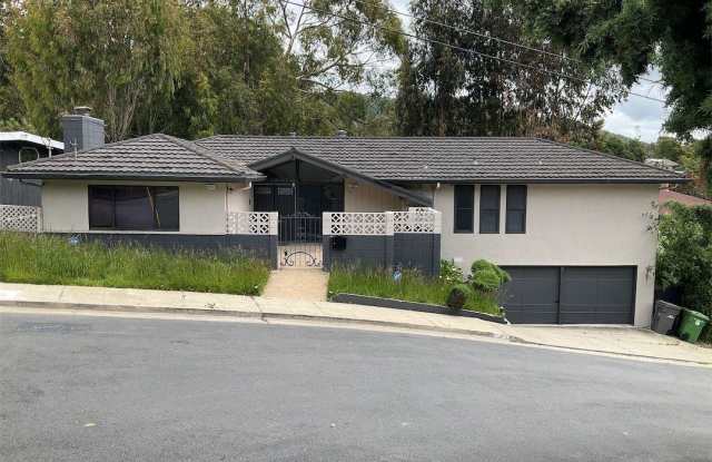 4600 Mattis Ct