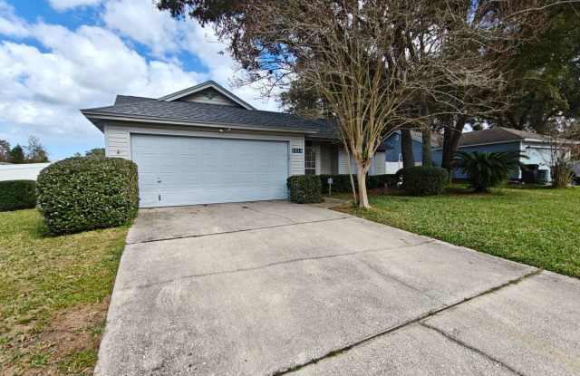 Beautiful 3BR/2BA Home with Garage, Screened Porch & Fenced Yard!