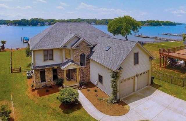 21502 Rio Oro Dr