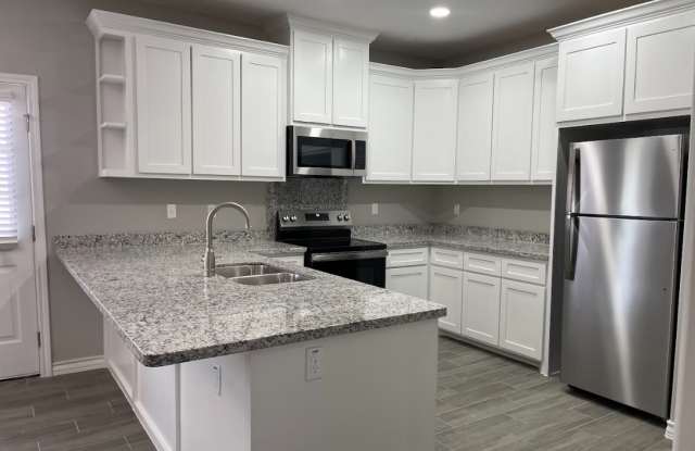 115 Mimosa Street, Apt B