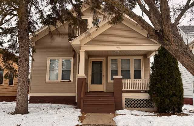 1911 Geneva Street - 1