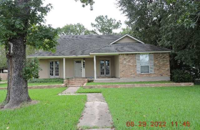 Great Home in Concord Estates