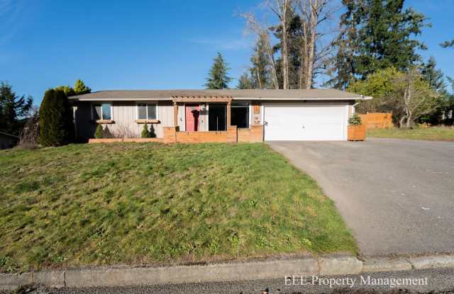 Photo of Cozy Redmond Rambler ready for move in NOW
