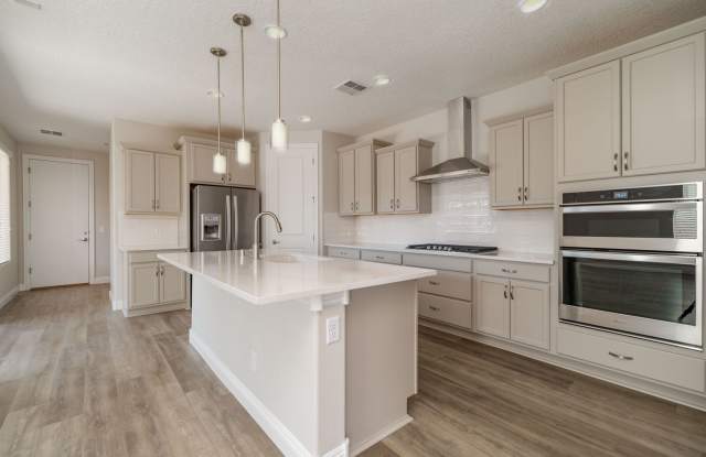 Gorgeous Pulte Townhome Available Now!