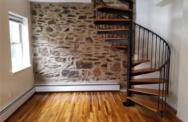 645 Locust Street
