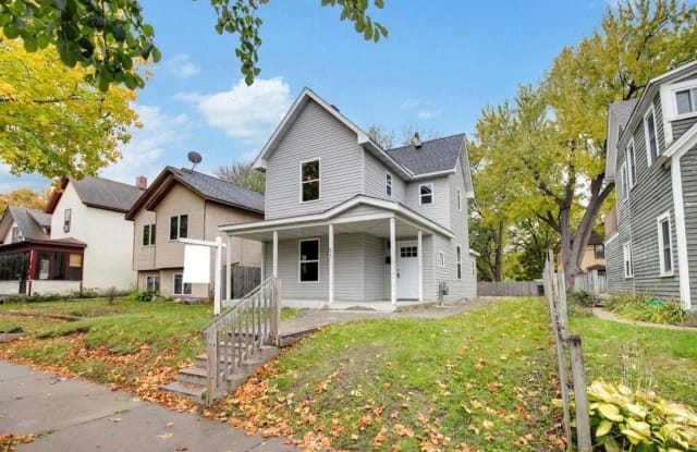 823 Russell Ave N - 823 North Russell Avenue, Minneapolis, MN 55411