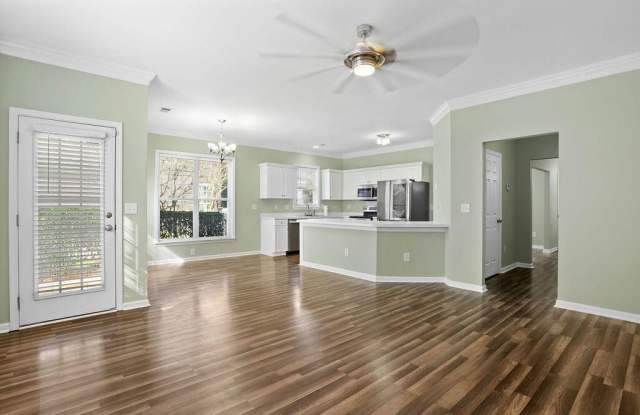 206 Pimpernel Street