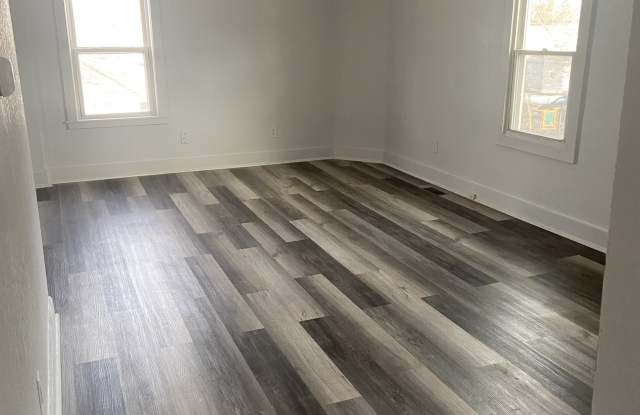 232 West Wilkins Street - 2 (upper)