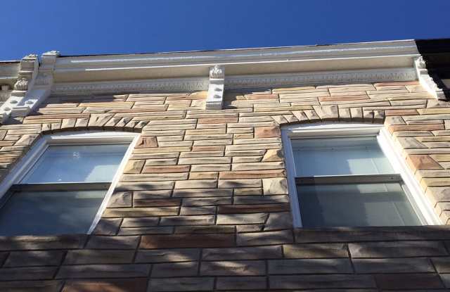 Photo of 404 N Milton Ave