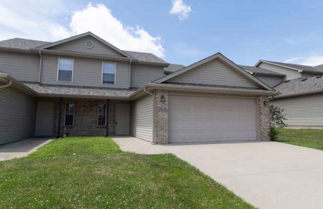 Large Duplex in Vanderveen