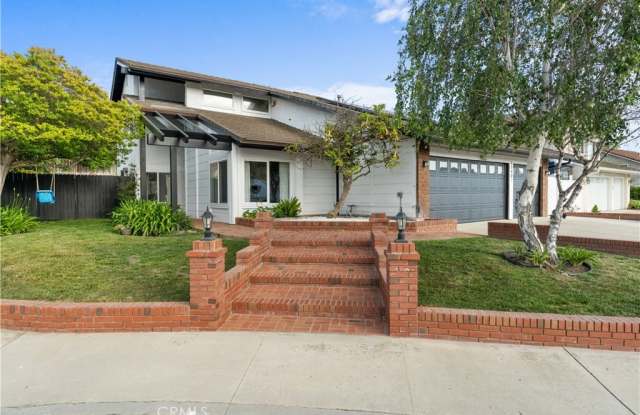 1140 Canyon Crest Court