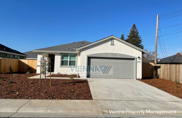 509 Fox Hunt Way - 509 Fox Hunt Way, Rio Linda, CA 95673