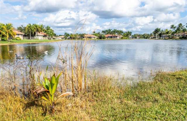 Photo of 2994 Oakbrook Dr