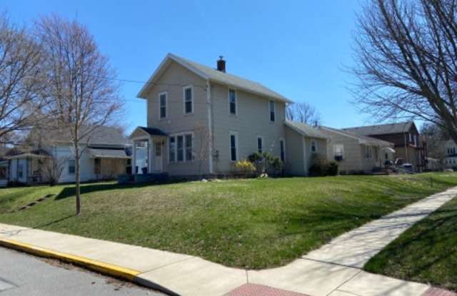 302 E Reed Ave, Bowling Green OH - 302 East Reed Avenue, Bowling Green, OH 43402