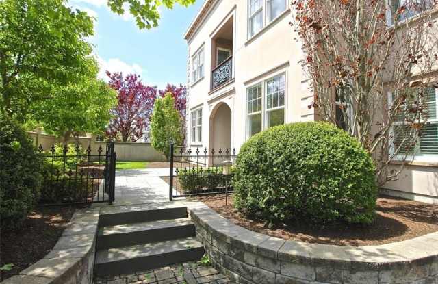 203 Coggeshall Avenue