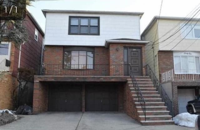 39 EAST 51ST ST - 39 East 51st Street, Bayonne, NJ 07002