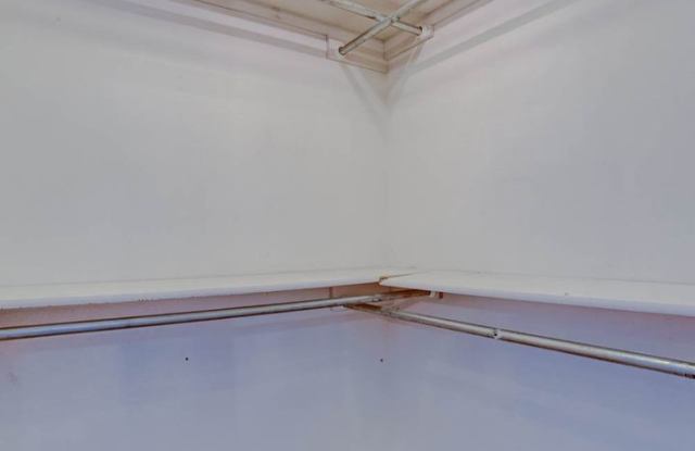 GORGEOUS 3 BED 2 BATH / CUL-DE-SAC / BA SCHOOLS! Schedule a tour today!
