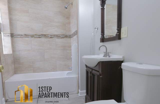 1400 N Harding ave 1