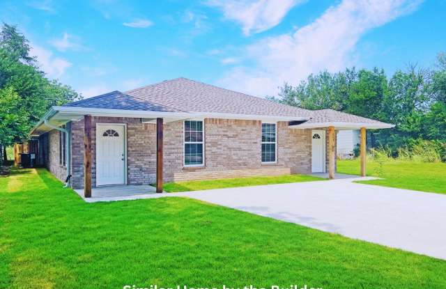 Pet Friendly 3-Bed Home - New  Move-In Ready!