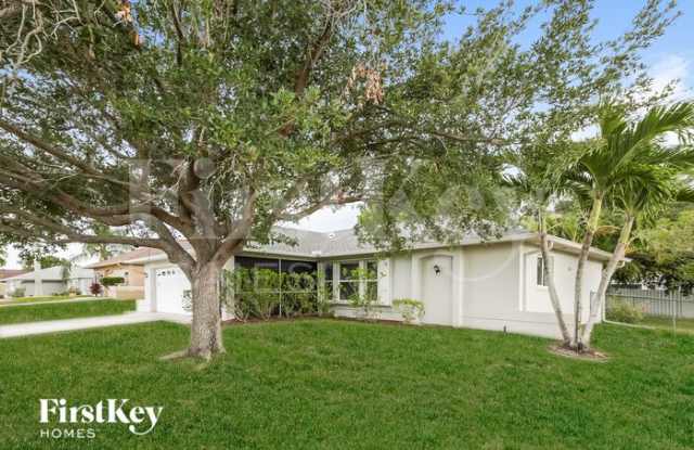 128 Southeast 21st Lane