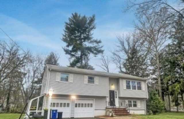 337 Jamestown Rd