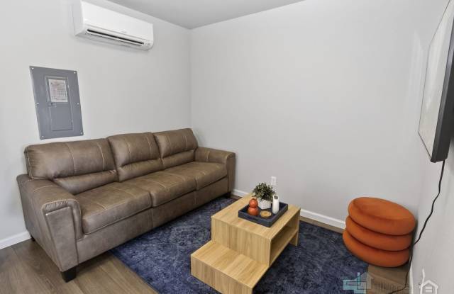 1-MONTH FREE SPECIAL! Beautiful & Cozy 1BR in Hillsboro