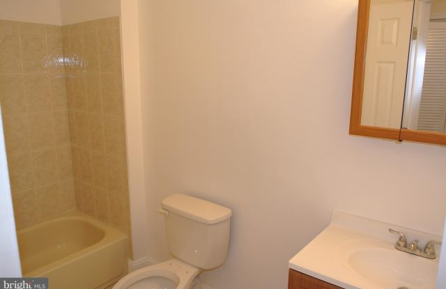 Photo of 3216 28TH Street SE unit: 2