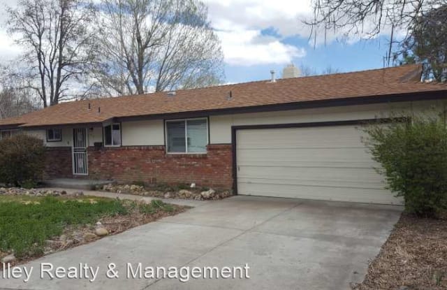 413 Catalpa Way - 413 Catalpa Way, Carson City, NV 89701