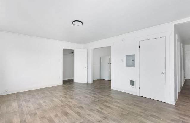 3502 McKinley Avenue - 6