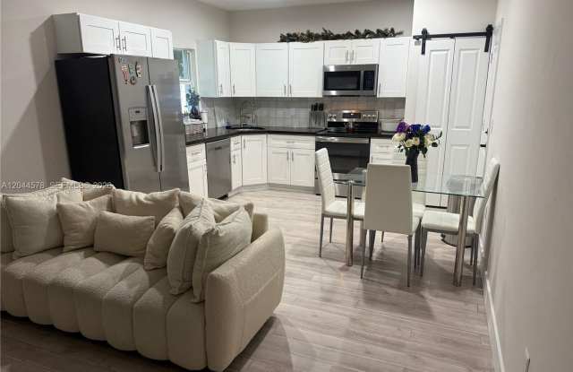1035 NW 2nd Avenue, Fort Lauderdale, FL 33311 - 6229