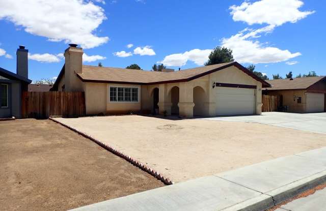 118 Chambers St - 118 Chambers Street, Ridgecrest, CA 93555