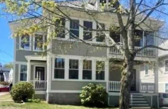 7 Alice Avenue
