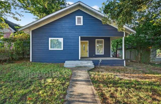 514 East Day Street