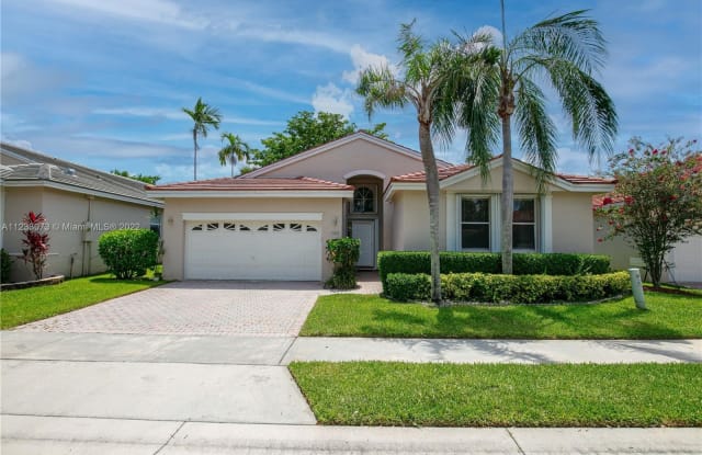 1608 SW 149th Ave - 1608 Encino Circle East, Pembroke Pines, FL 33027