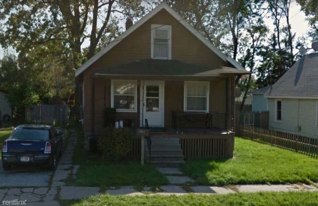 1517 Stanley St