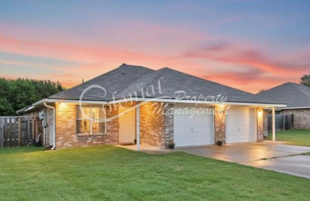 Photo of NEW IN MANAGEMENT- AVAILABLE NOW! ACCEPTING SECTION 8