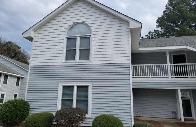 122 W Victoria Court unit: A