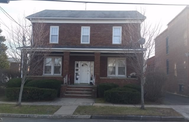 105 W MUNSELL AVE - 105 West Munsell Avenue, Linden, NJ 07036