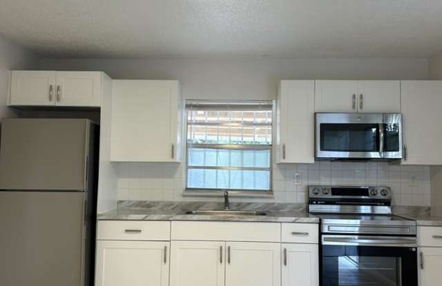 Photo of 485 NW 25th Ct