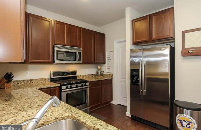 11603 LEESBOROUGH CIRCLE