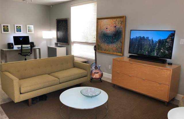 13044 Pacific Promenade