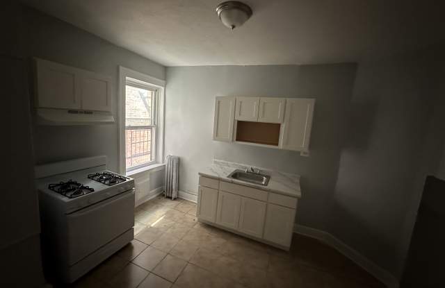 729 Dr Martin Luther King Jr Blvd